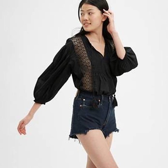 Levi's 501 Dark Wash Button Fly Raw Hem Denim Shorts Size 28